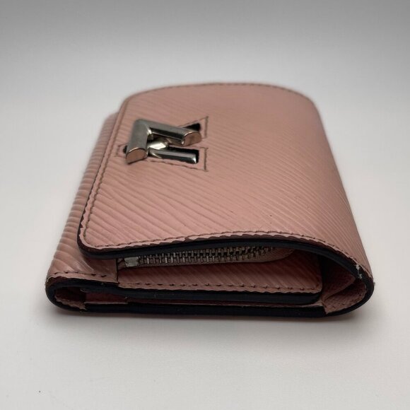 LOUIS VUITTON Twist Rose Ballerine Epi Leather Compact Wallet - Preowned - Picture 7 of 15